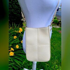 NWT crossbody purse.